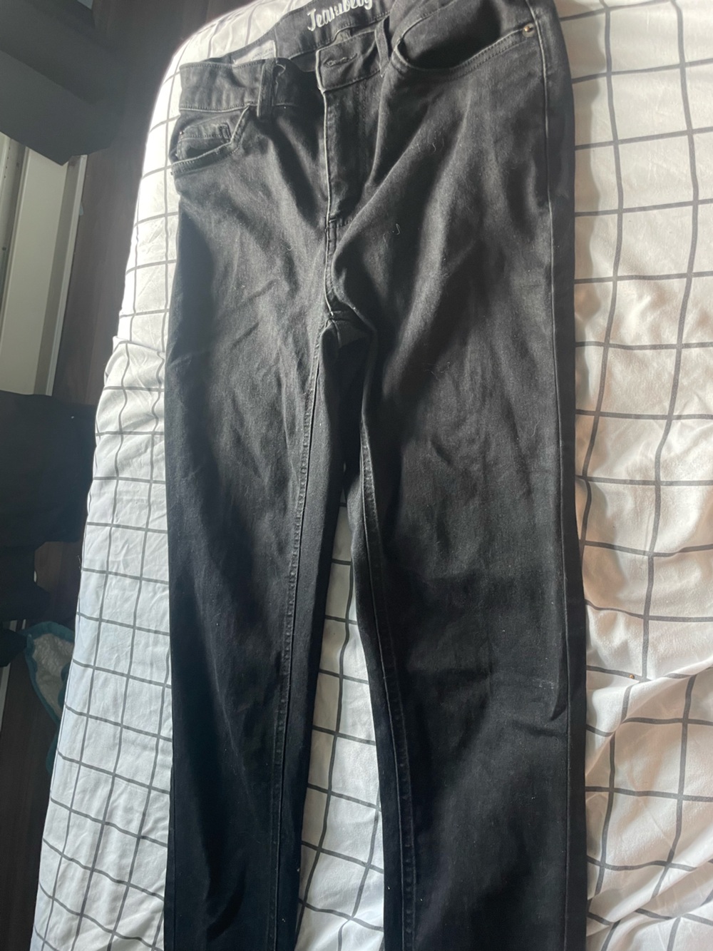 Black womenโs Slim Jeans - Classic Everyday Fit